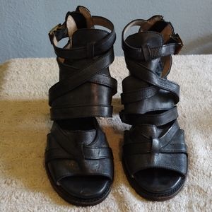 Freebird Claw Sandals